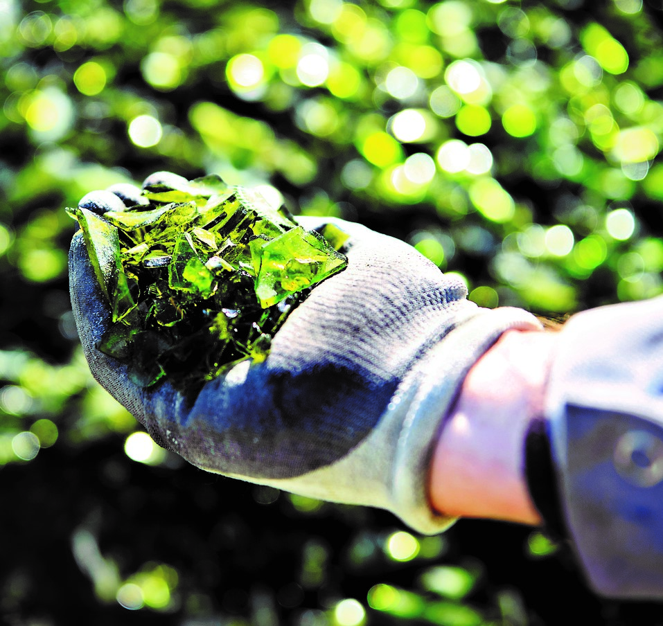 Sekurit Service - Sustainability_glass cullets.jpg